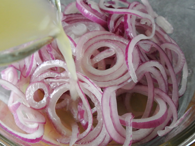 Pickled-Red-Onions-5